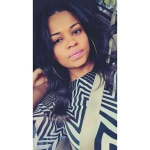 Meet your Posher, Khalilah